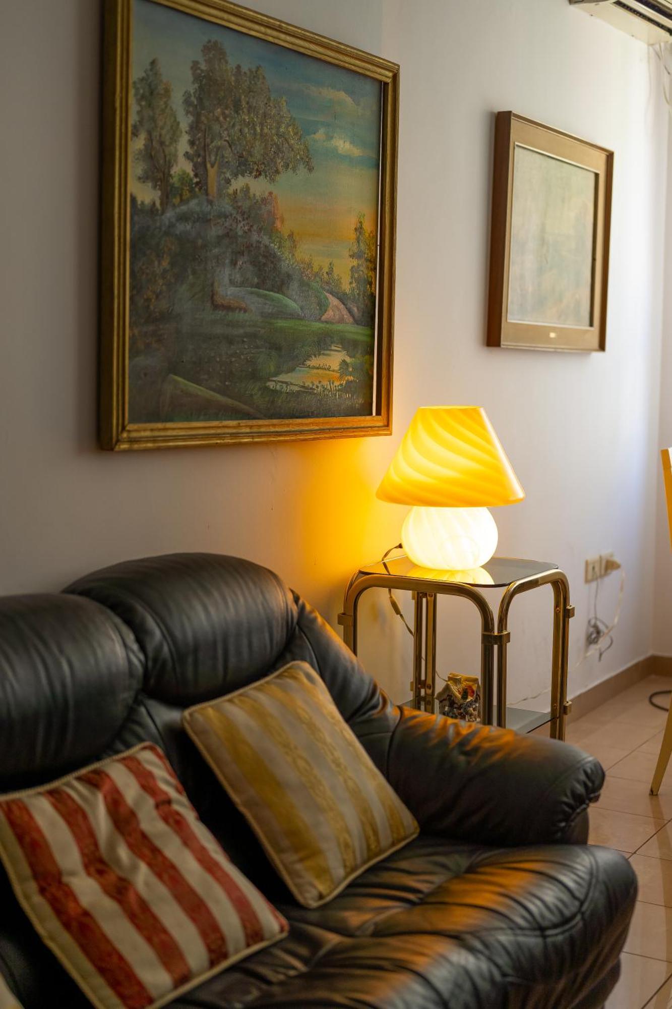 Vintage Blloku Apartment Tirana Eksteriør billede