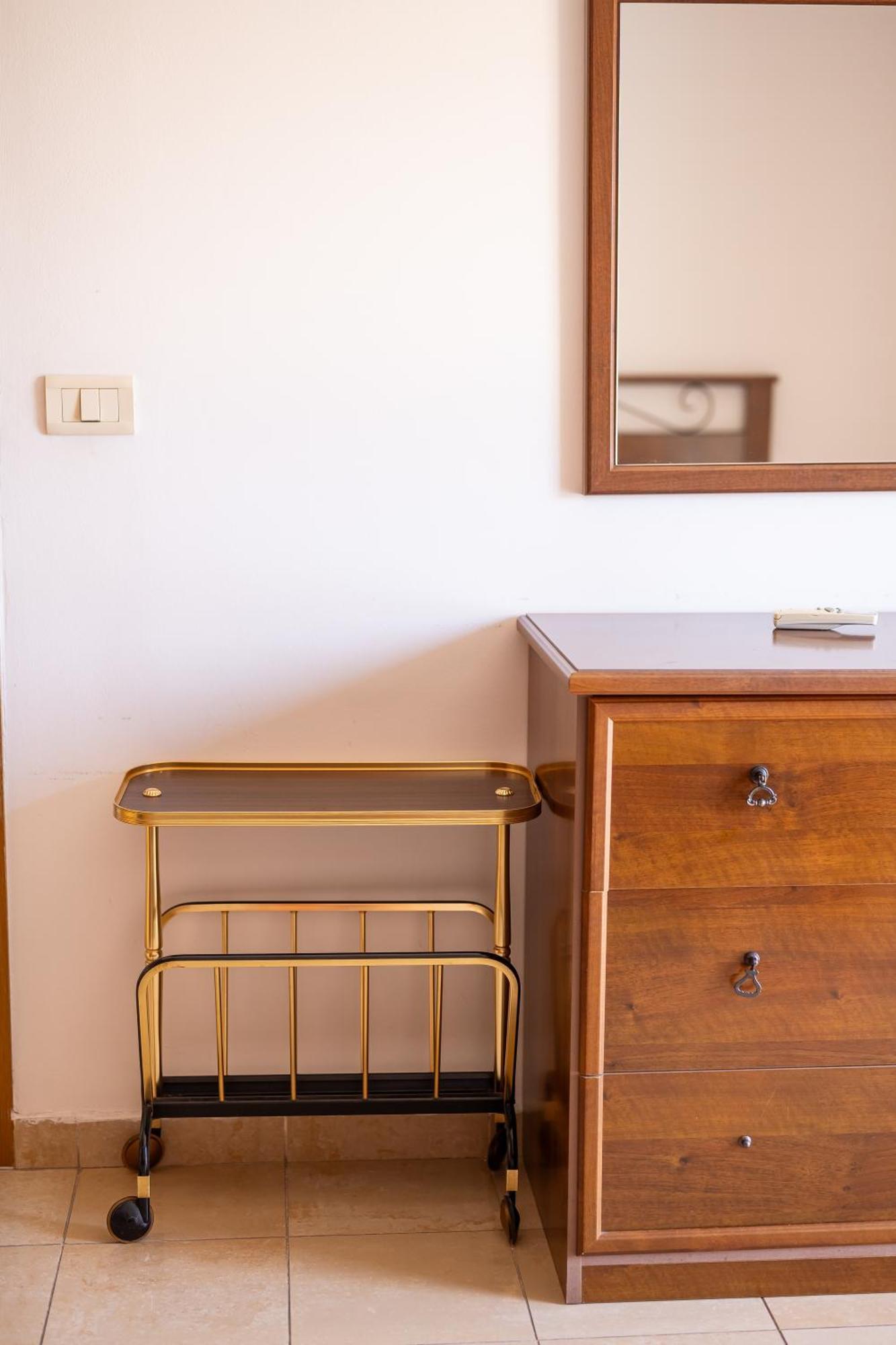 Vintage Blloku Apartment Tirana Eksteriør billede